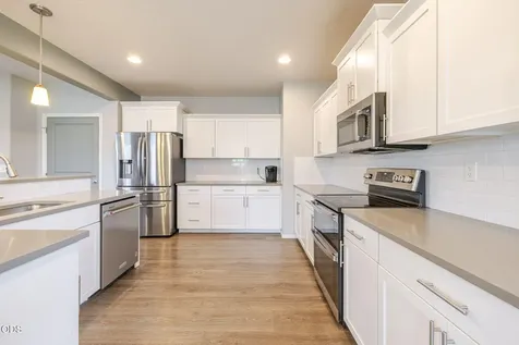 2548 NW Ivy Way Redmond OR 97756