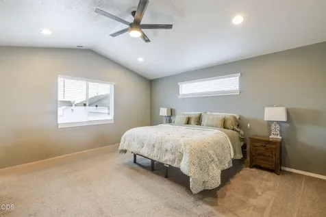 2548 NW Ivy Way Redmond OR 97756