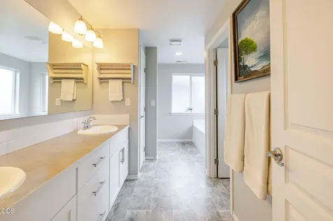 2548 NW Ivy Way Redmond OR 97756
