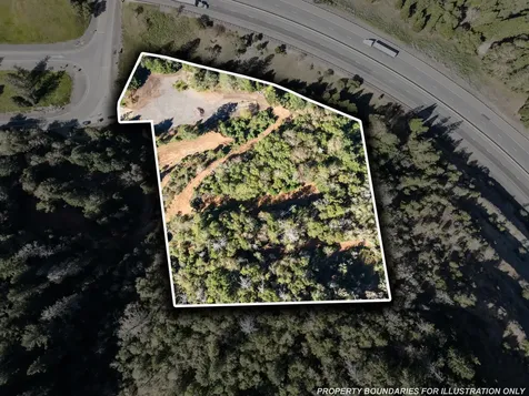 101 Coyote Creek Road Wolf Creek OR 97497