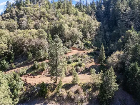 101 Coyote Creek Road Wolf Creek OR 97497