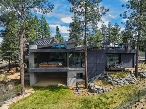 61865 Hosmer Lake Drive Bend OR 97702