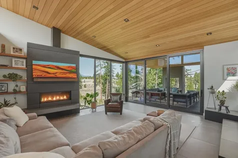 61865 Hosmer Lake Drive Bend OR 97702