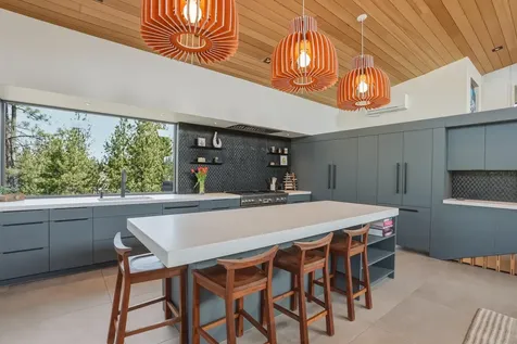 61865 Hosmer Lake Drive Bend OR 97702