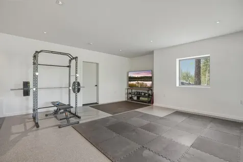 61865 Hosmer Lake Drive Bend OR 97702