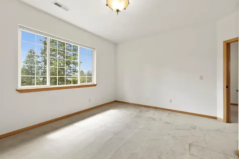 5018 Swallow Court Klamath Falls OR 97601