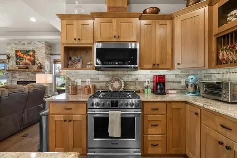 1835 Plateau Drive Medford OR 97504