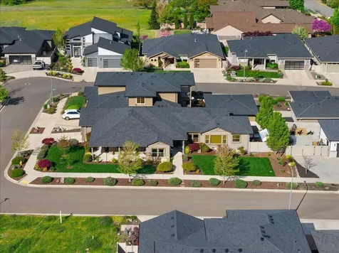 1835 Plateau Drive Medford OR 97504