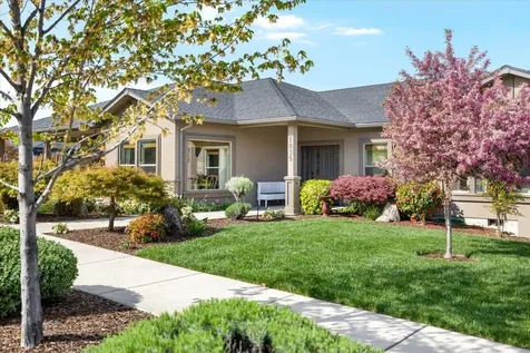 1835 Plateau Drive Medford OR 97504