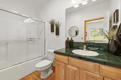 5024 Swallow Court Klamath Falls OR 97601