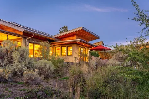 22 NW Shasta Place Bend OR 97703