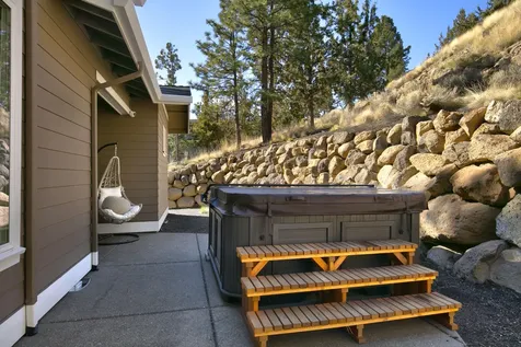 3352 NW Fairway Heights Drive Bend OR 97703