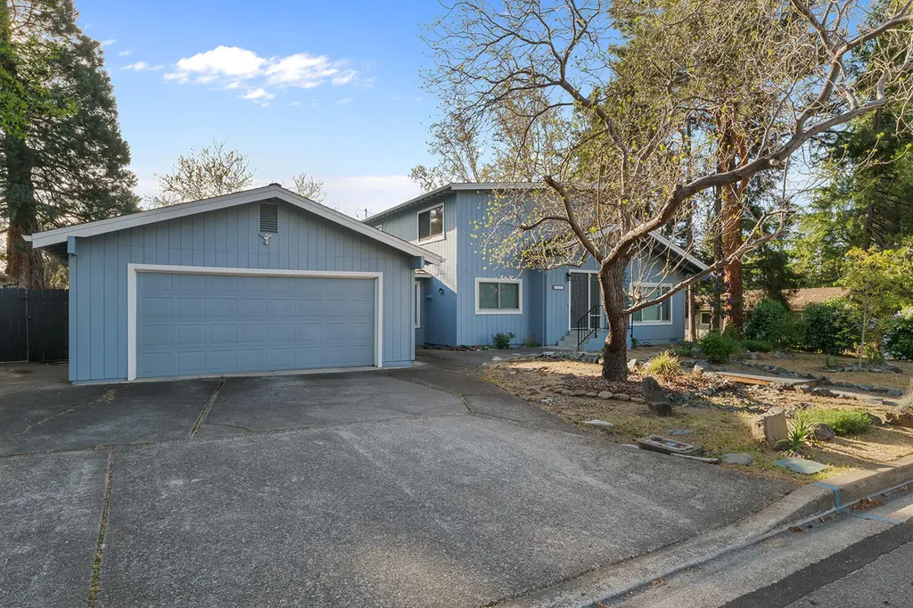 1245 Valley View Drive Medford OR 97504