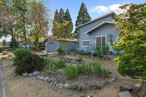 1245 Valley View Drive Medford OR 97504