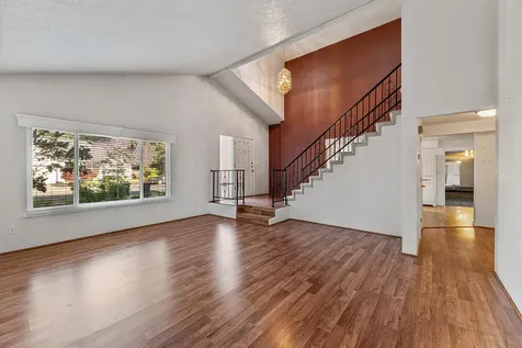 1245 Valley View Drive Medford OR 97504