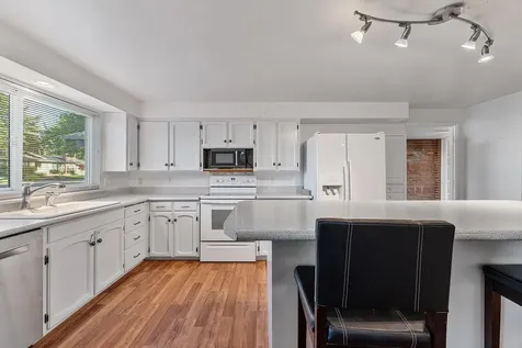 1245 Valley View Drive Medford OR 97504
