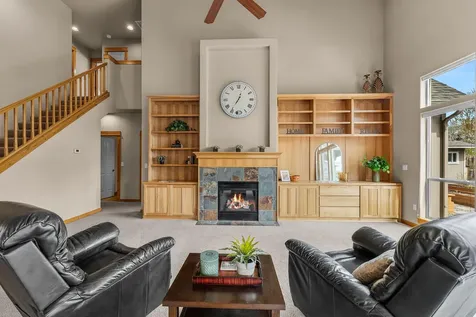 2546 NW 22nd Street Redmond OR 97756