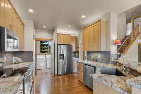 2546 NW 22nd Street Redmond OR 97756