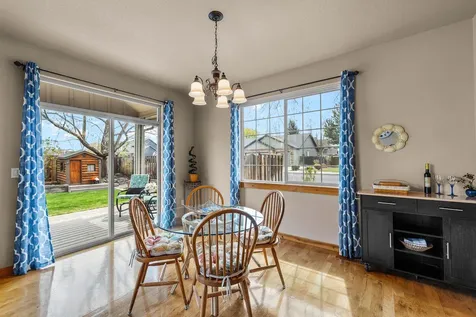 2546 NW 22nd Street Redmond OR 97756
