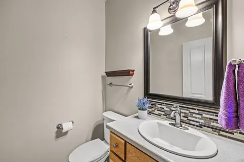 2546 NW 22nd Street Redmond OR 97756