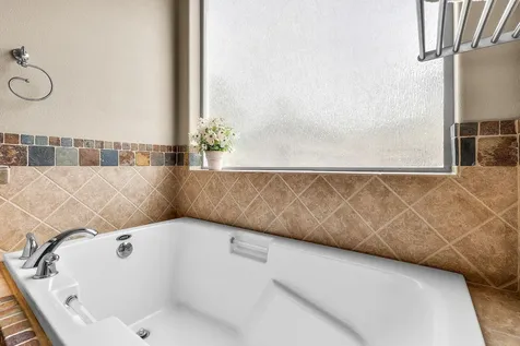 2546 NW 22nd Street Redmond OR 97756