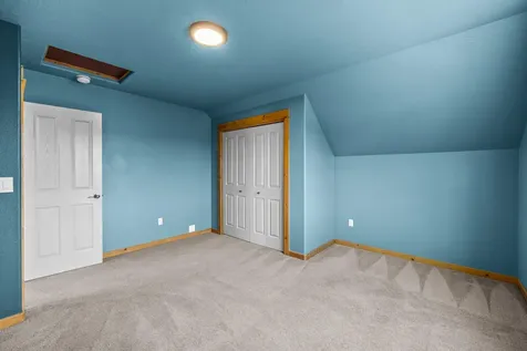 2546 NW 22nd Street Redmond OR 97756