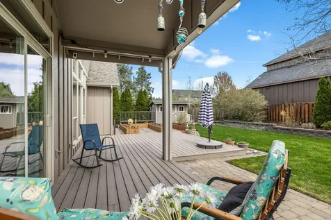 2546 NW 22nd Street Redmond OR 97756