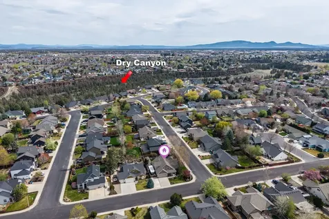 2546 NW 22nd Street Redmond OR 97756
