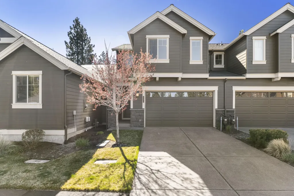 60411 Hedgewood Lane Bend OR 97702