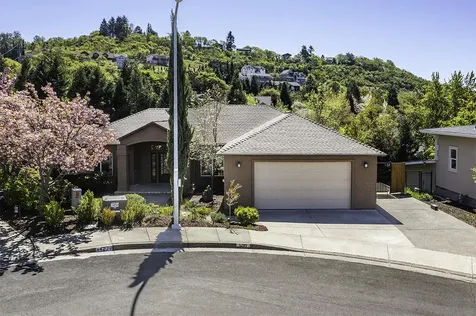 4289 Murryhill Court Medford OR 97504