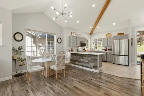 5048 Swallow Court Klamath Falls OR 97601