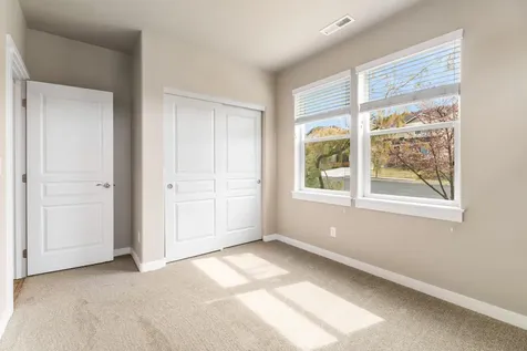 4485 SW Salmon Avenue Redmond OR 97756
