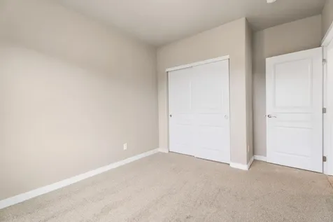4485 SW Salmon Avenue Redmond OR 97756