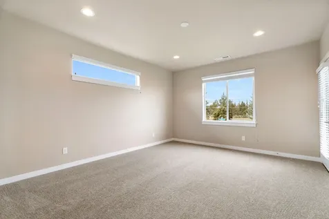 4485 SW Salmon Avenue Redmond OR 97756