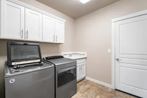 4485 SW Salmon Avenue Redmond OR 97756
