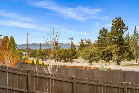 4485 SW Salmon Avenue Redmond OR 97756