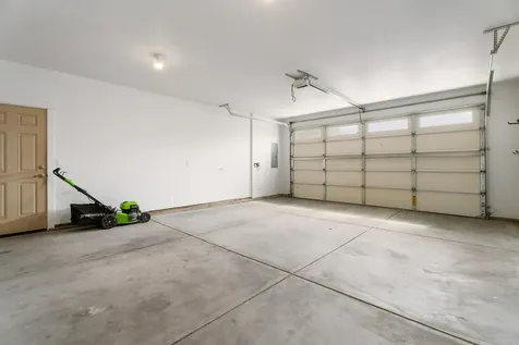 4485 SW Salmon Avenue Redmond OR 97756
