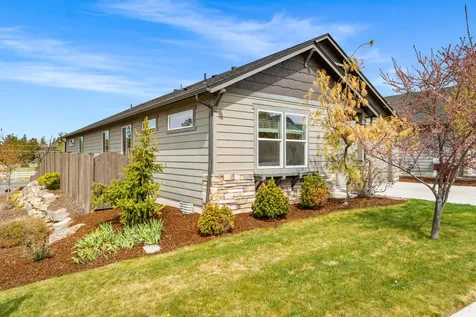 4485 SW Salmon Avenue Redmond OR 97756
