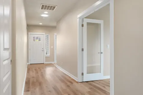 4485 SW Salmon Avenue Redmond OR 97756