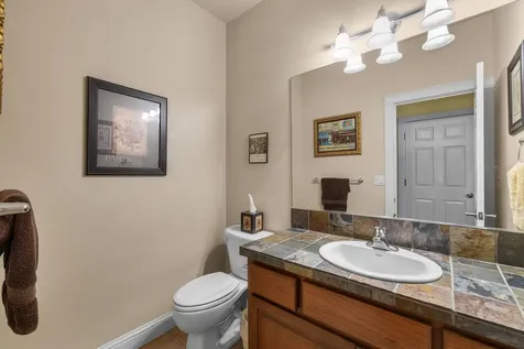 927 SE Briarwood Court Bend OR 97702
