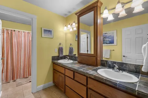 927 SE Briarwood Court Bend OR 97702