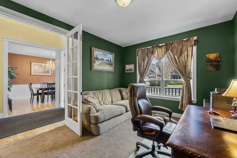 927 SE Briarwood Court Bend OR 97702
