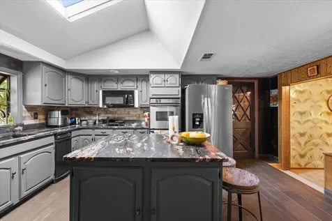 1625 NE Hillcrest Drive Grants Pass OR 97526