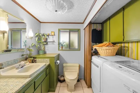 1625 NE Hillcrest Drive Grants Pass OR 97526