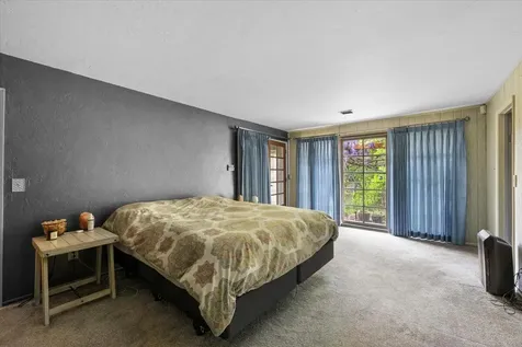 1625 NE Hillcrest Drive Grants Pass OR 97526