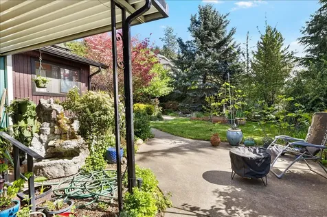 1625 NE Hillcrest Drive Grants Pass OR 97526