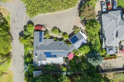 1625 NE Hillcrest Drive Grants Pass OR 97526