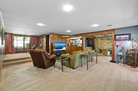1625 NE Hillcrest Drive Grants Pass OR 97526