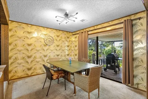 1625 NE Hillcrest Drive Grants Pass OR 97526