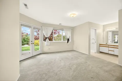 536 Parkside Drive Ashland OR 97520